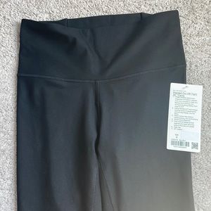 NWT Lululemon size 8 Mapped Out HR Tight 28” camo black